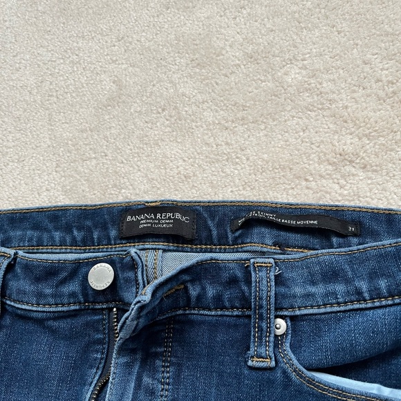 Banana Republic Women's Deep Indigo Skinny Jeans - Picture 4 of 6